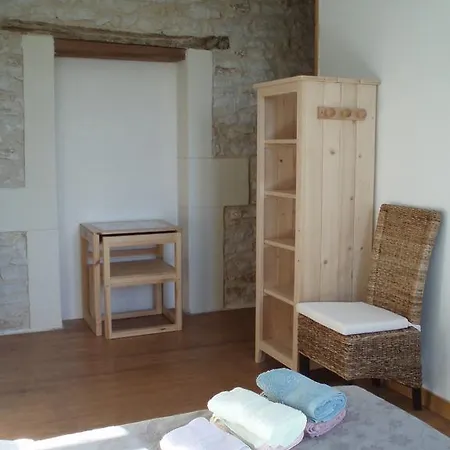 Bed & Breakfast Les Chambres D'hostun 2*