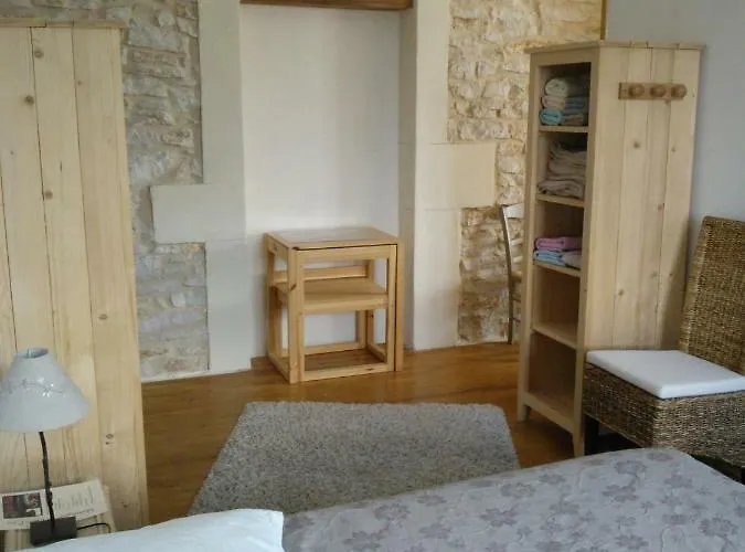 Les Chambres D'hostun Panzió 2*